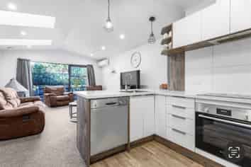 41D Heathfield Avenue, Huntington
