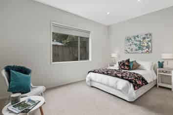 64A Peterhouse Street, Tawa