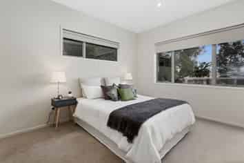 64A Peterhouse Street, Tawa