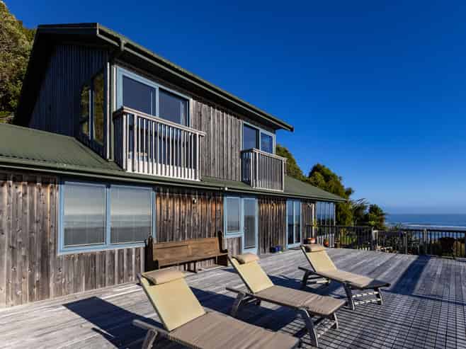109 The Strand, Okarito