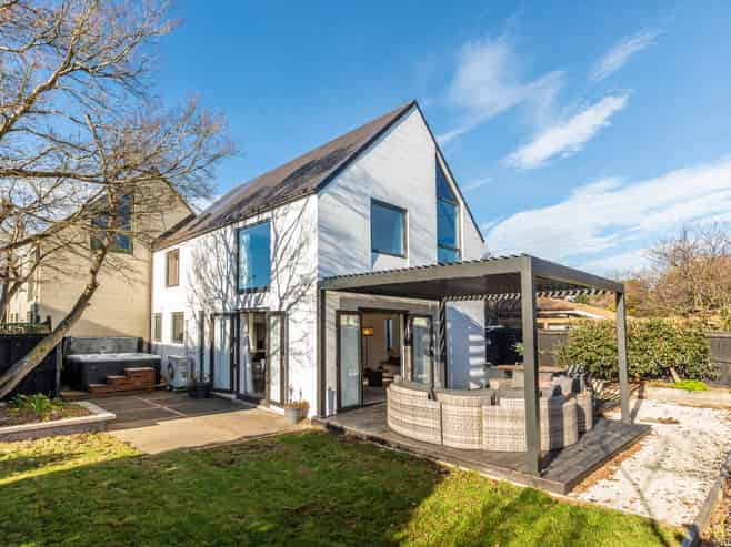 8B Parkview Place, Avonhead