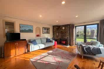 6 Robbs Road, Glentunnel