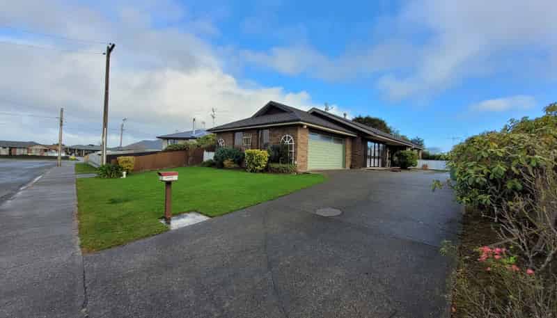 105 Edinburgh Crescent, Waikiwi