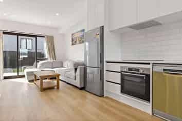 44 Whakatupu Road, Flat Bush