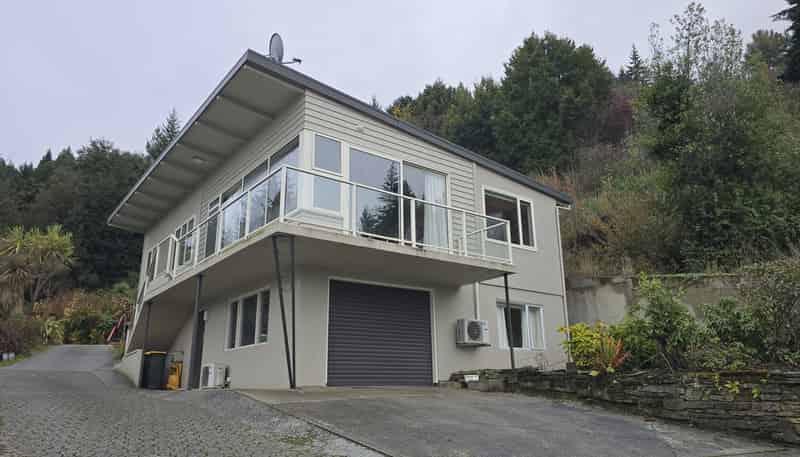 112 Thompson Street, Jacks Point