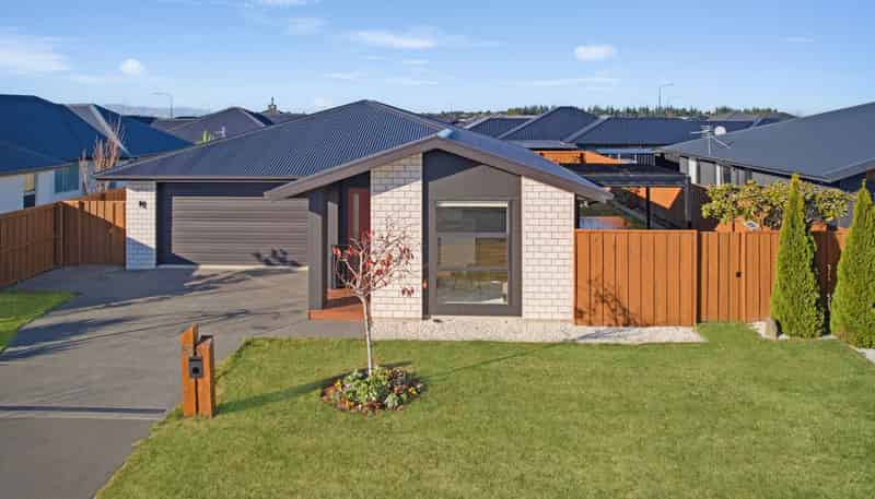 52 Ridgeway Avenue, Rolleston