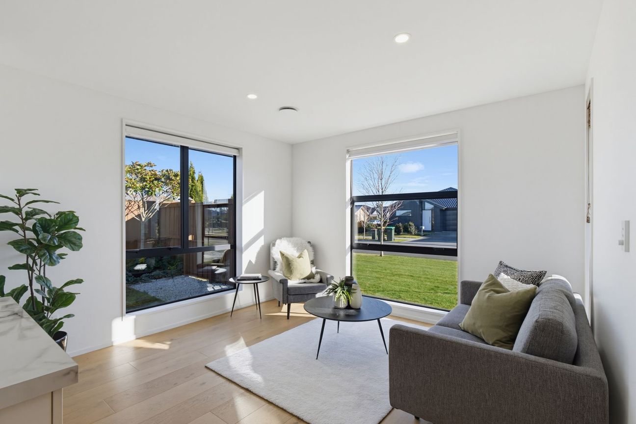 Come Home to Ridgeway Avenue – pohled 5