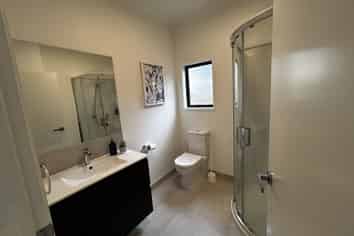 1A Thomas Place, Leamington