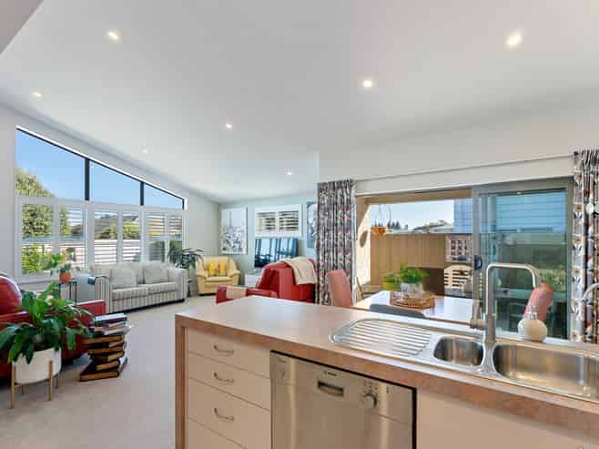 4B Huia Road, Raumati Beach