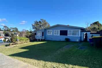 3 Pavola Grove, Bayview