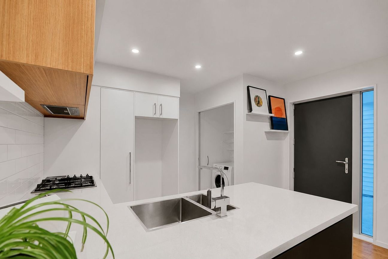 Modern Townhouse in Halswell - Great Location - Widok 4