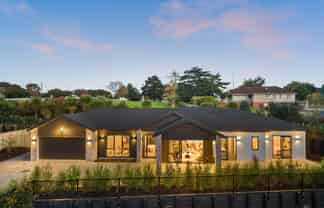 62 Rongoa Maori Way, Pukekohe