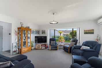 10 Fern Grove, Taradale