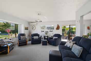 10 Fern Grove, Taradale