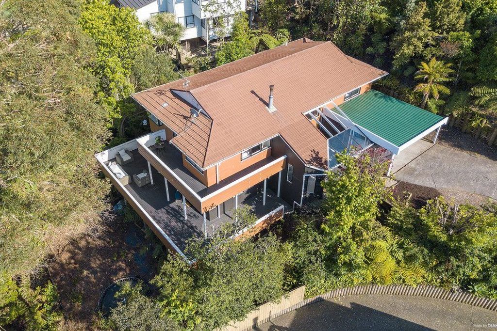 Luxury 5-bedroom House in Rangitoto College Zone - Widok 2