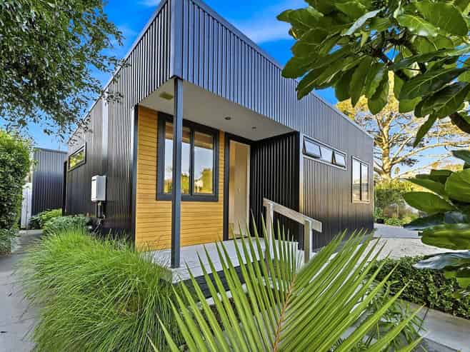 59A The Circle, Manly