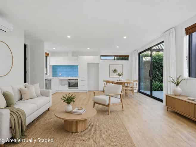 59A The Circle, Manly