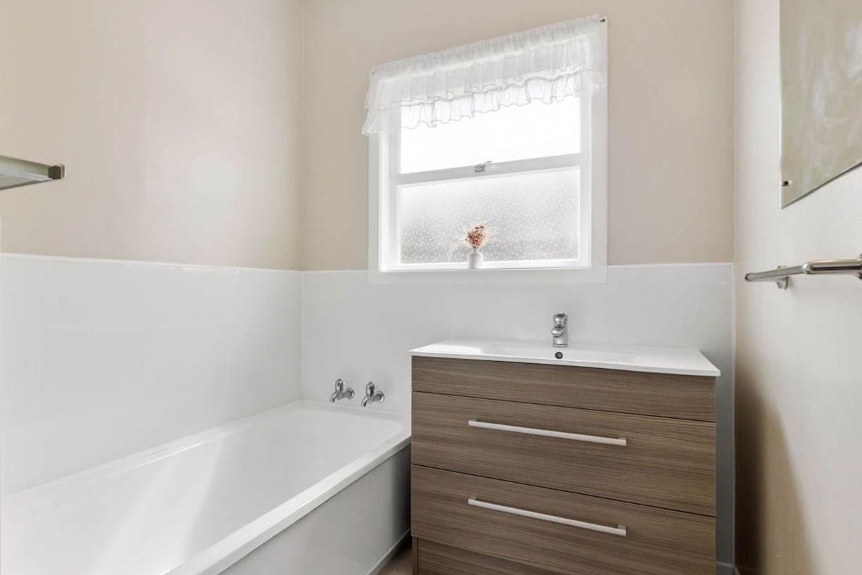 Large Family Home in Prime Central Location – pohled 3
