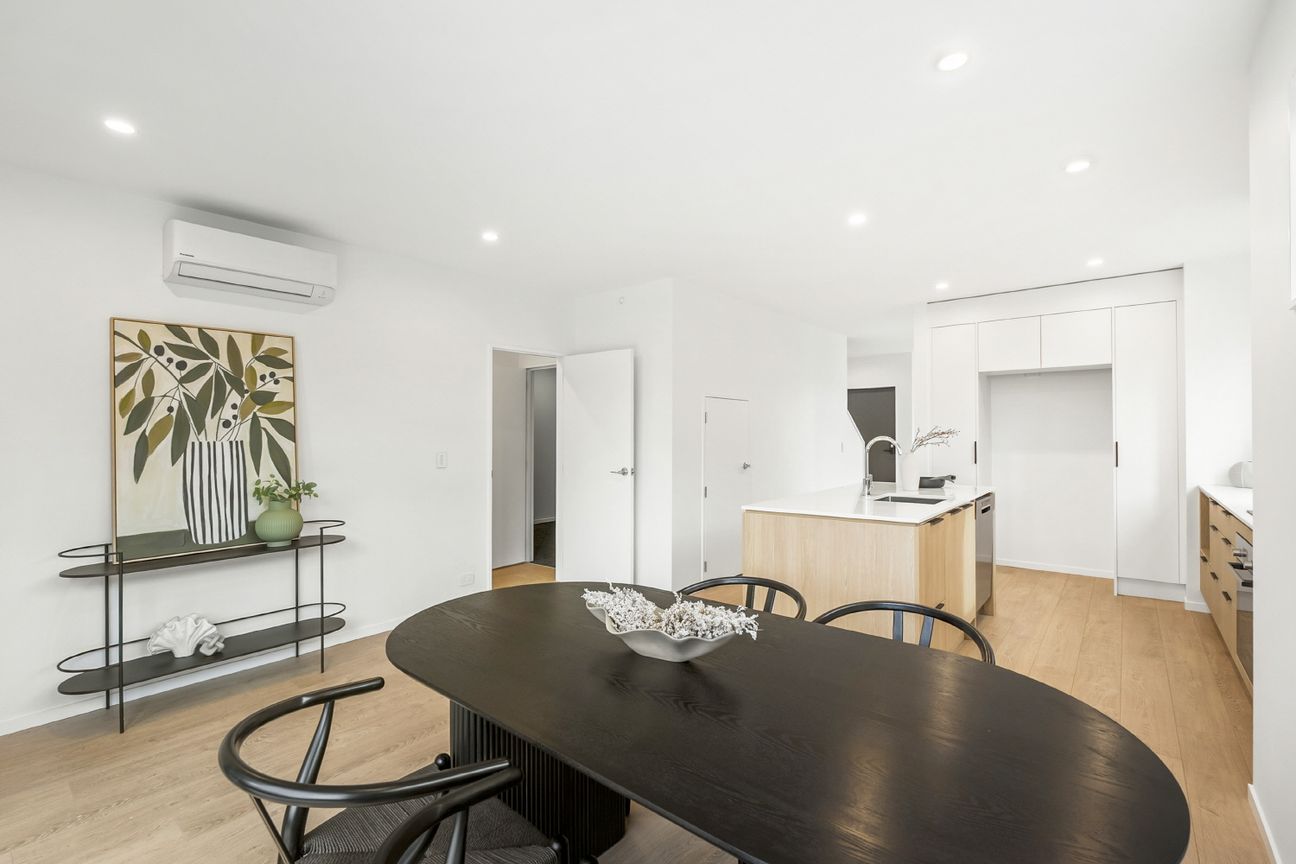 Great Value North Facing corner terrace - Widok 6