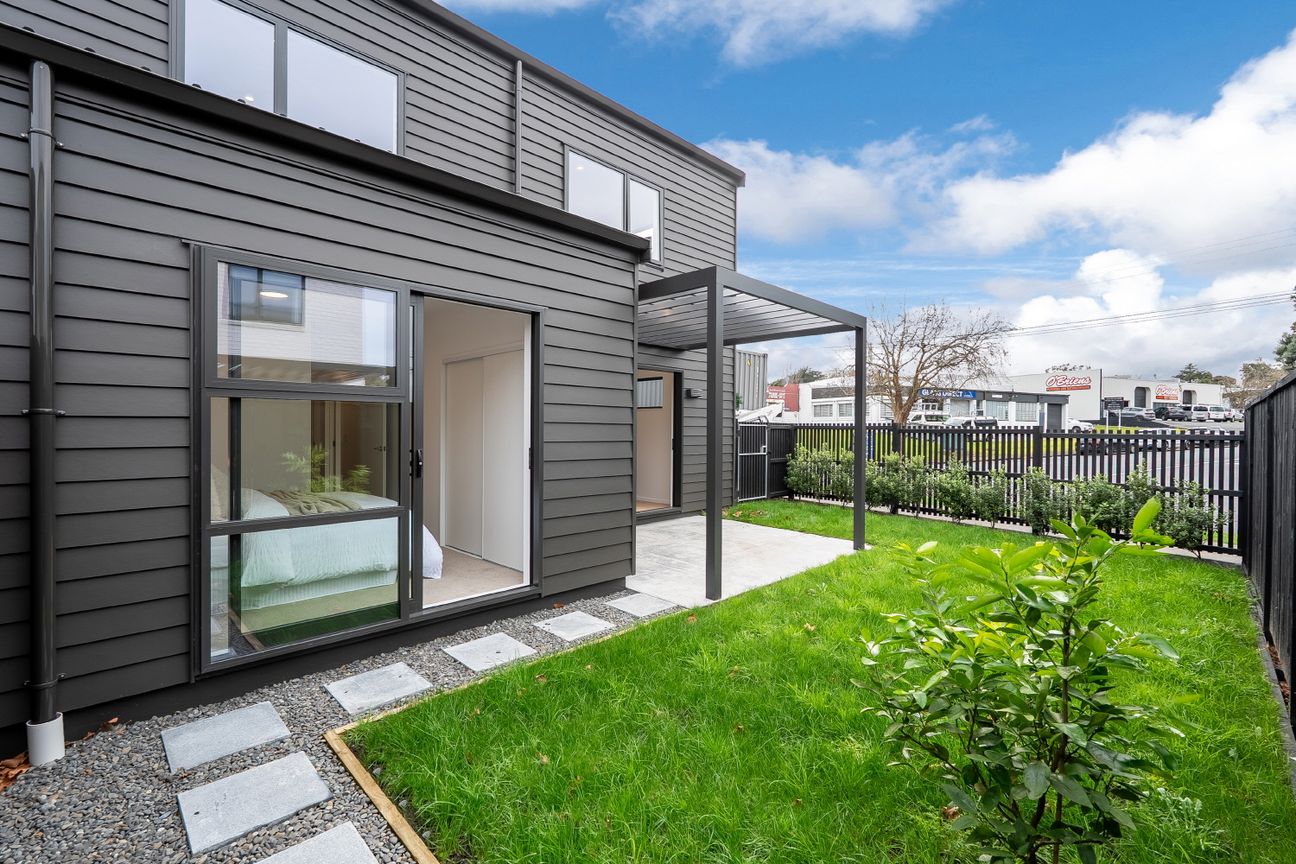 Great Value North Facing corner terrace - Widok 2