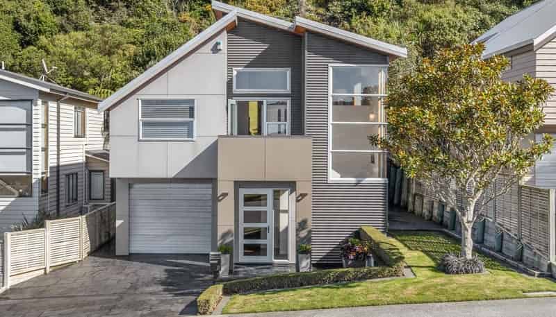 27 Waverton Terrace, Churton Park