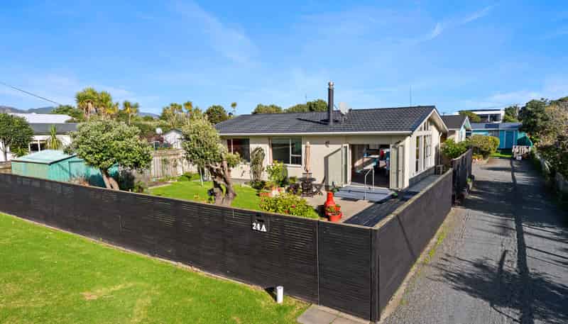 24a Hemara Street, Waikanae Beach