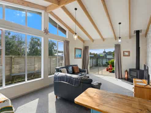 24a Hemara Street, Waikanae Beach