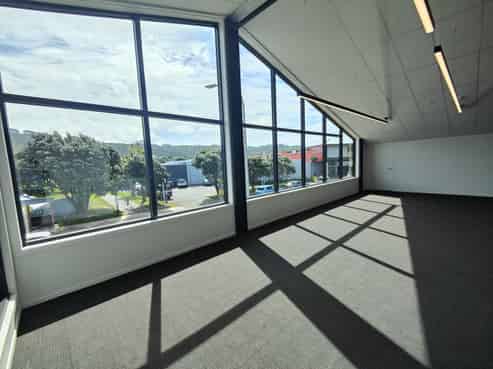 First-Class Offices with Parking