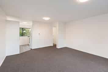 8-35 King Street, Sydenham
