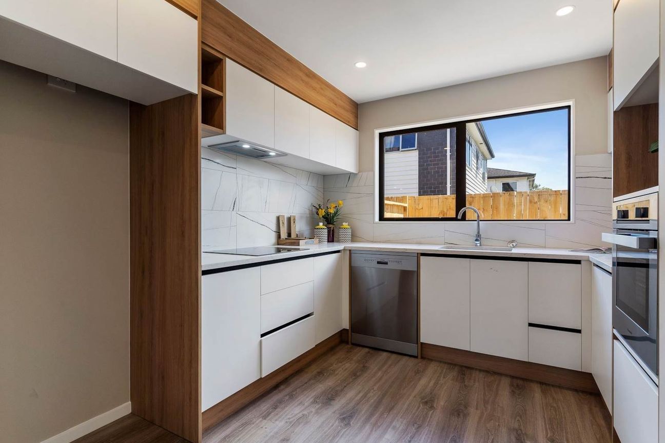 AFFORDABLE 3 BEDROOM TOWNHOUSE - Vista 3