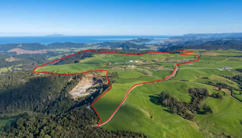 165 McBeth Road, Hikuai