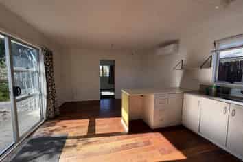 270 (Unit) Cook Drive, Whitianga