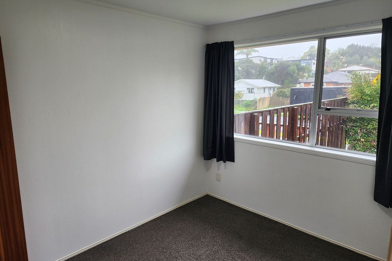 Clean unit with a big garden - Fler