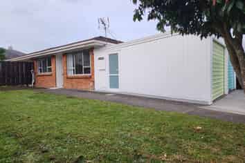 22 La Perouse Street, Botany Downs