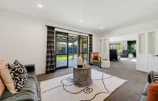 37 Parkinson Place, Woodend