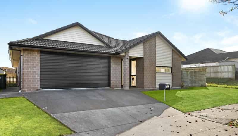 11 Keston Crescent, Flagstaff