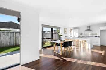 11 Keston Crescent, Flagstaff