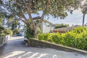 25 Chaffey Crescent, Titahi Bay