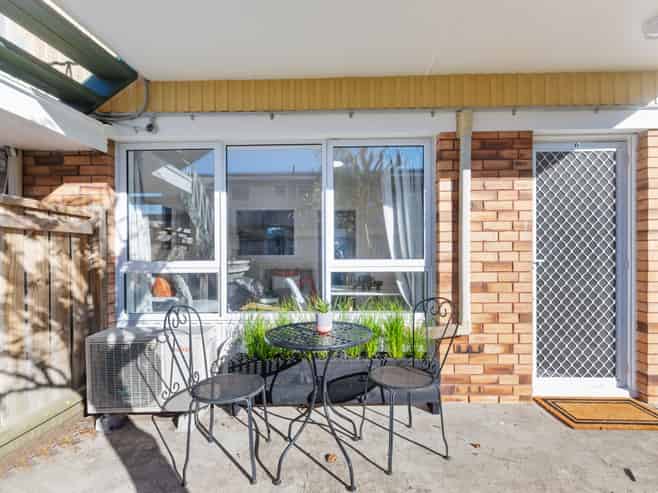 6/377a Sandringham Road, Sandringham
