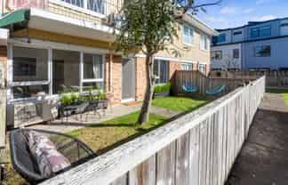 6/377a Sandringham Road, Sandringham