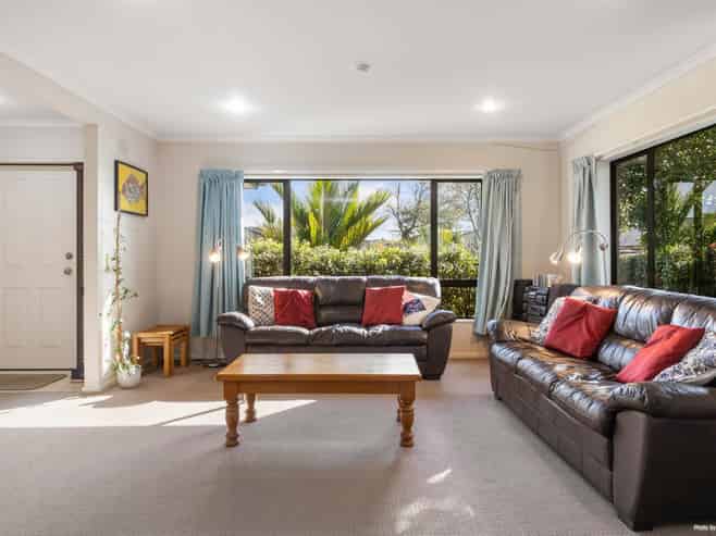 15 Wroxton Place, Waiuku