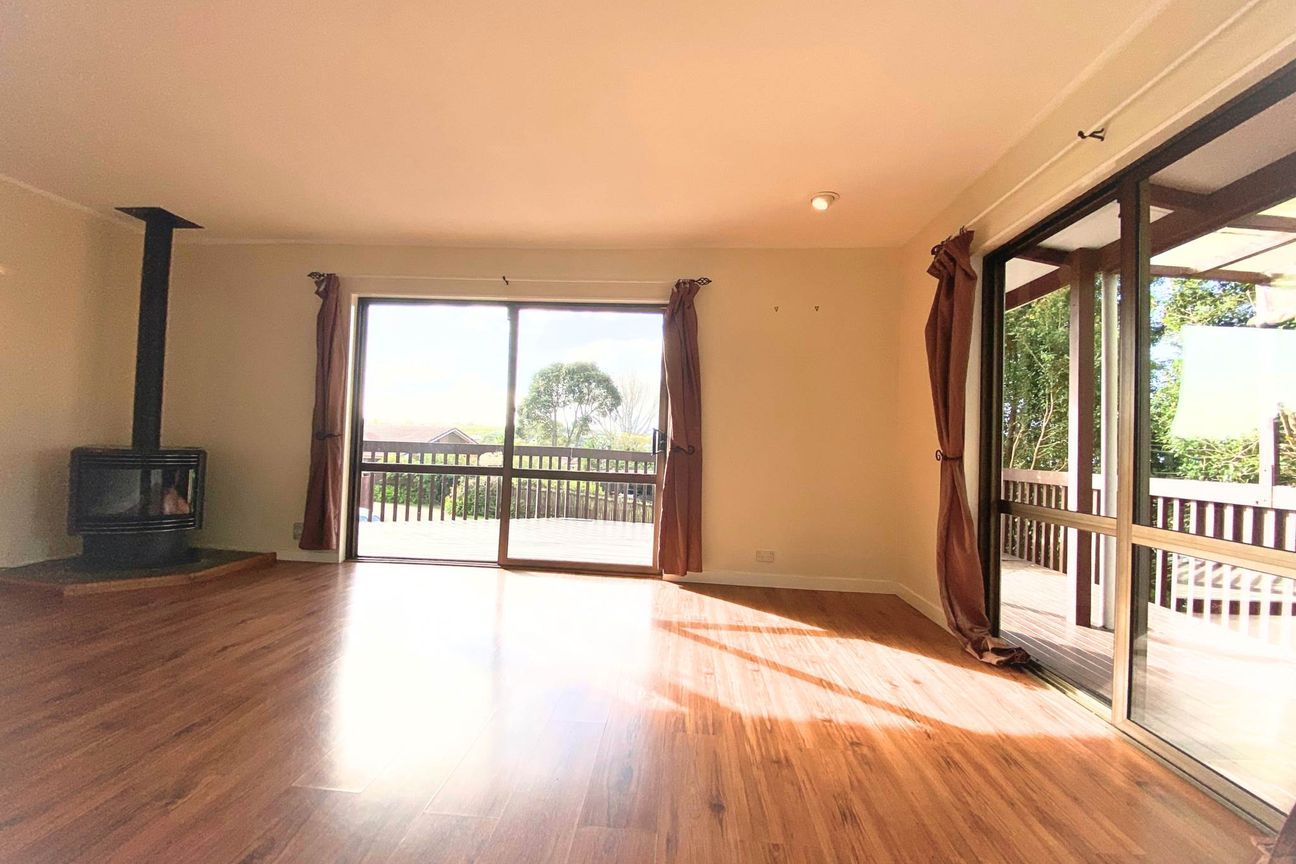 5 Bedroom Family Home in Rangitoto Zone - Bild 3