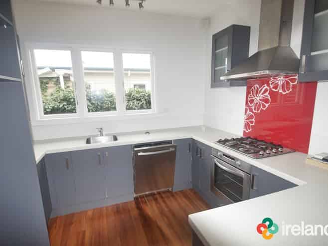 105 St Martins Road, Saint Martins