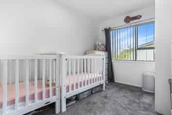 6 Kopu Place, Clendon Park