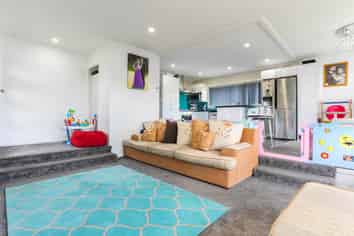 6 Kopu Place, Clendon Park