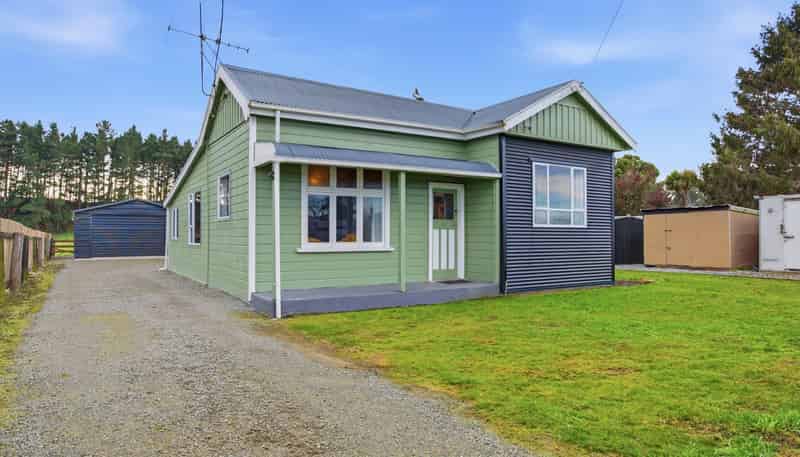 24 Queen Street, Pareora