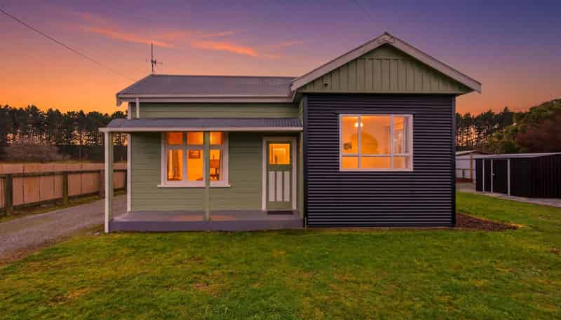 24 Queen Street, Pareora