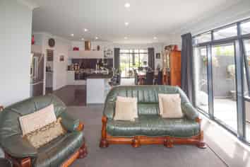 53 Mauldeth Terrace, Churton Park