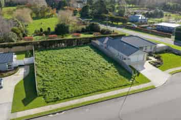 4 Magnolia Place, LEVIN
