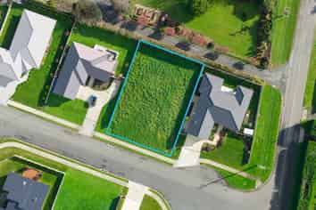 4 Magnolia Place, LEVIN